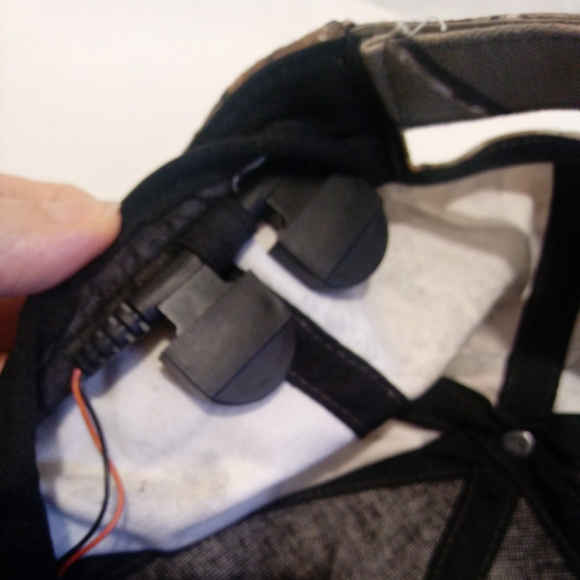 Panther Bison Baseball Cap Camo Print With 2 Led Lights EUC Vented - Picture 8 of 10